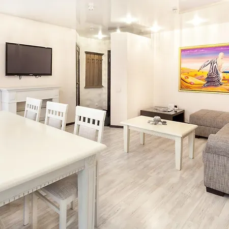 Apartament Vip Most Center Internatsionalnaya *